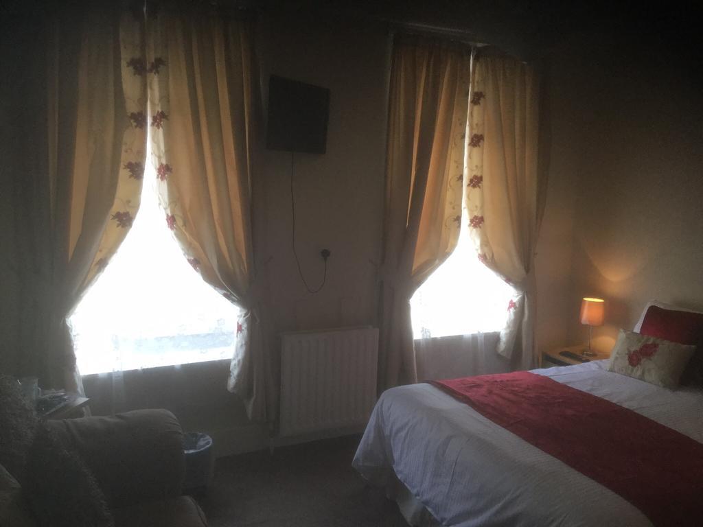Ashlea House Hotel Portrush Habitación foto