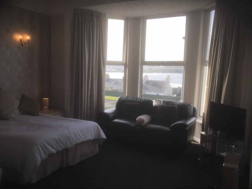 Ashlea House Hotel Portrush Habitación foto